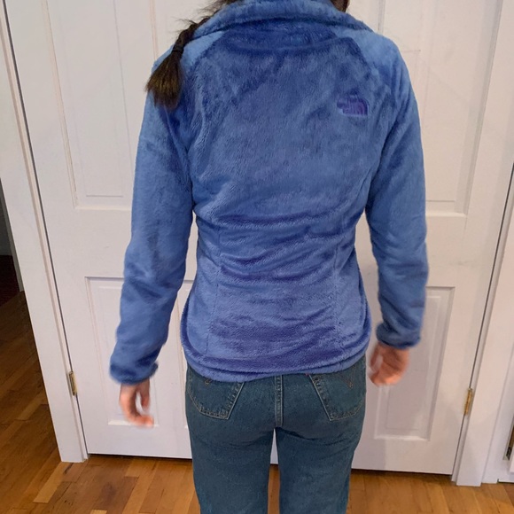Fuzzy north face jacket - Picture 4 of 5